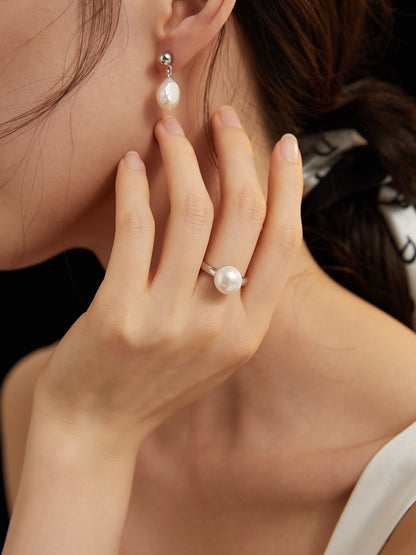 Minimalist Sterling Silver Ring with Natural Pearl