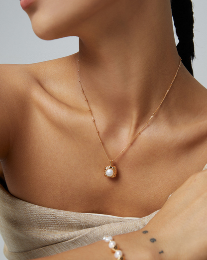 Sterling Silver and Natural Pearl Pendant Necklace