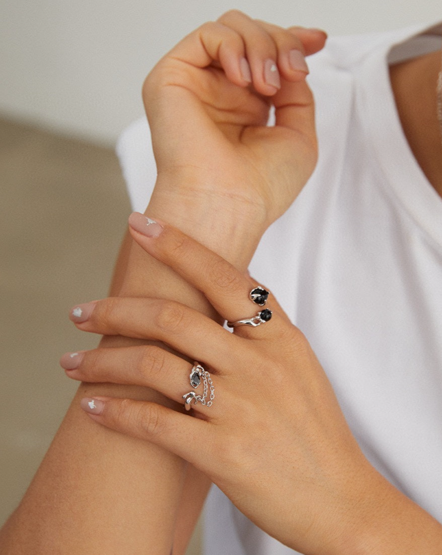 Oval Black Agate Sterling Silver Open Ring