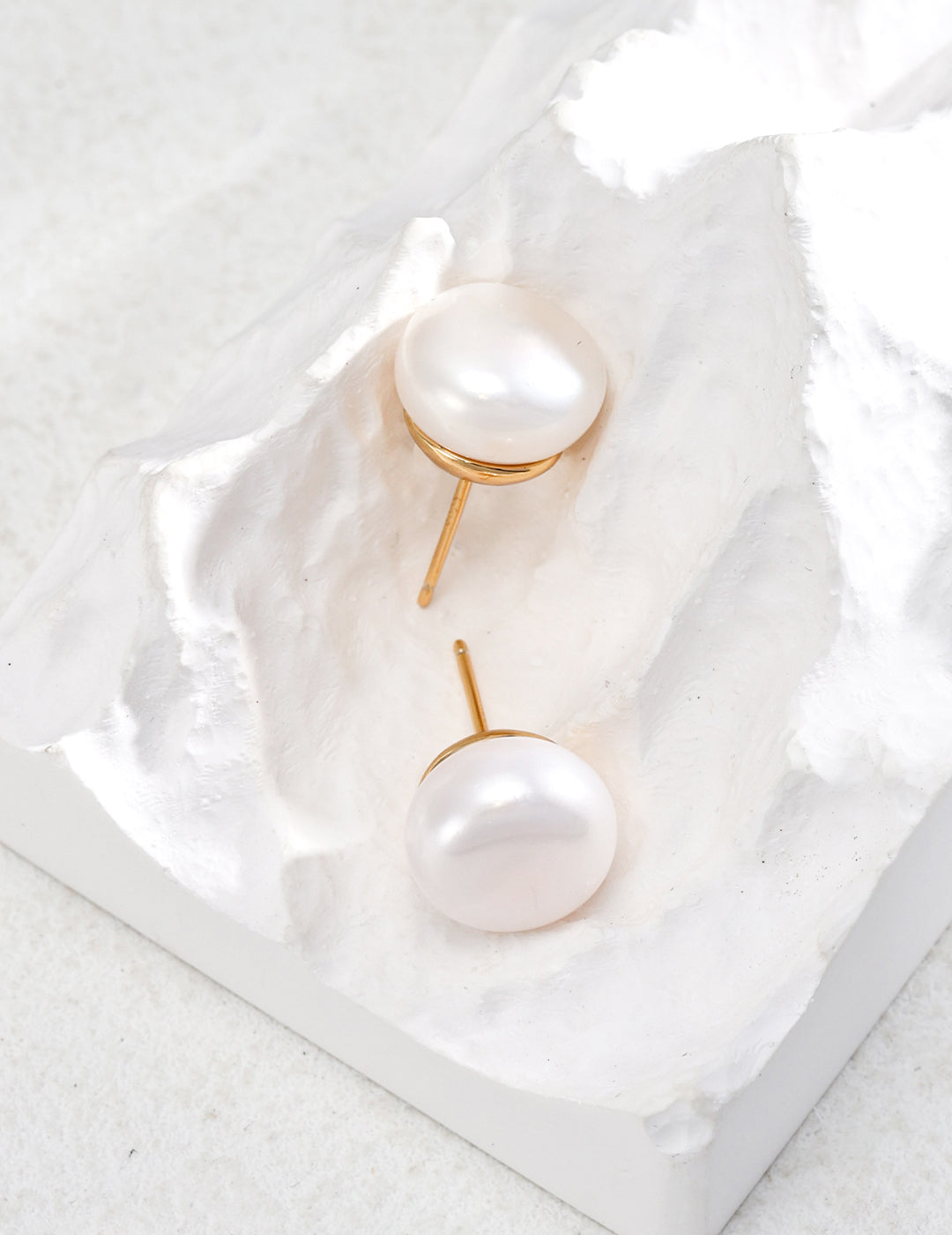 Button Pearl Stud Earrings