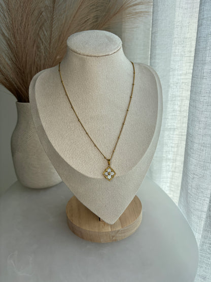 Esme Clover Necklace