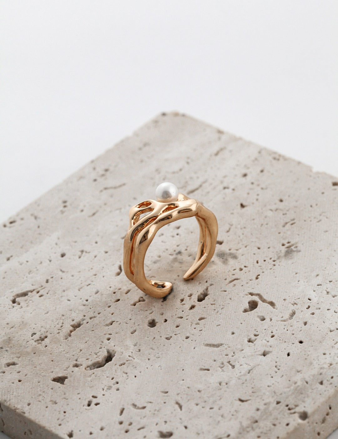 Sterling Silver Ring with Freshwater Pearl